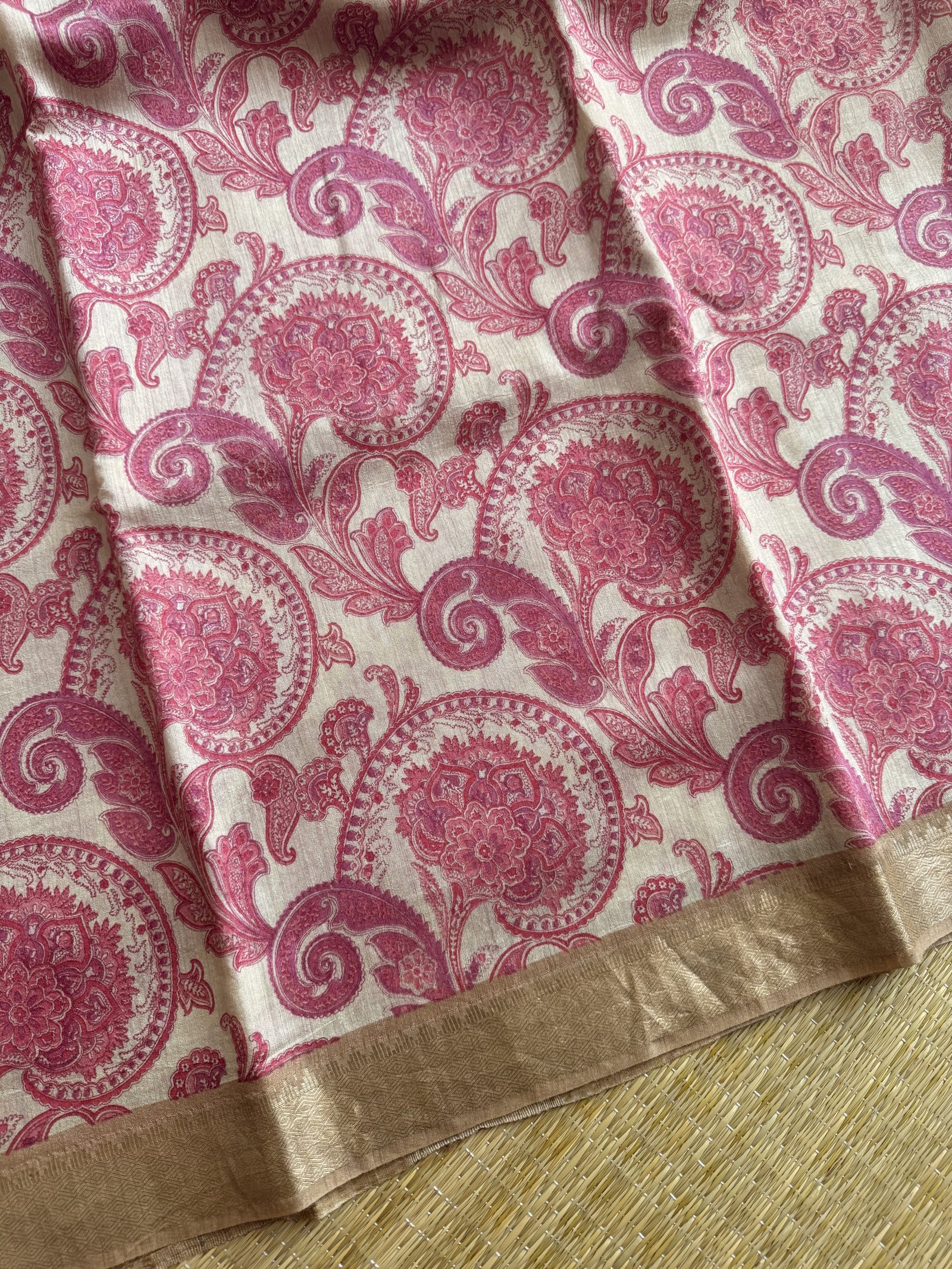 pink shade munga tussar silk saree (digital print)