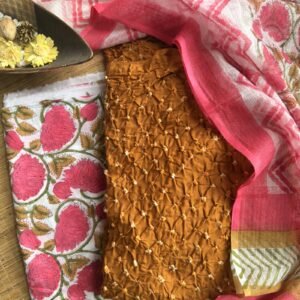 bhandhini saree with blockprinted dupatta
