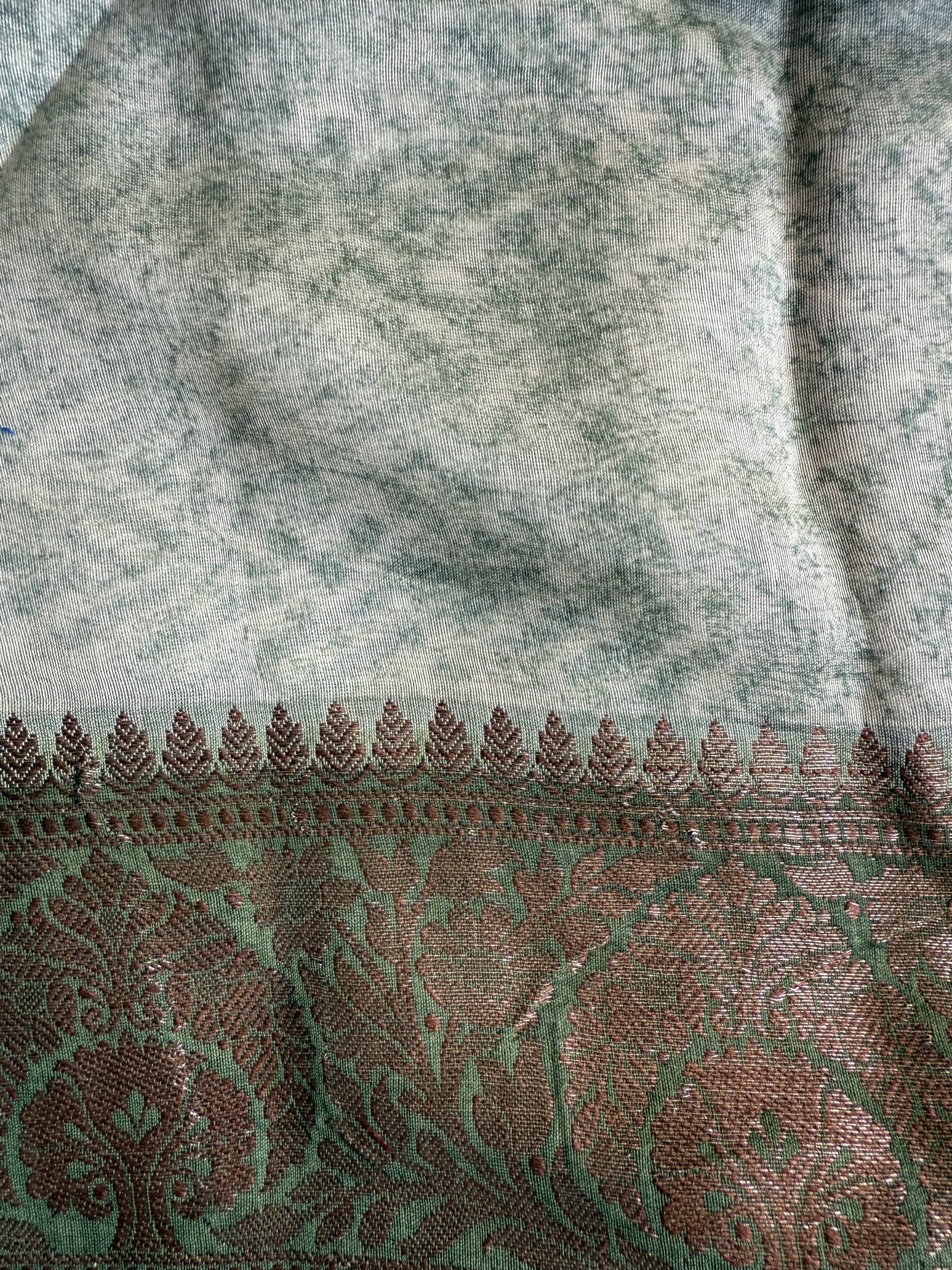 wine & grey beige geometrical pattern maheshwari banarasi saree