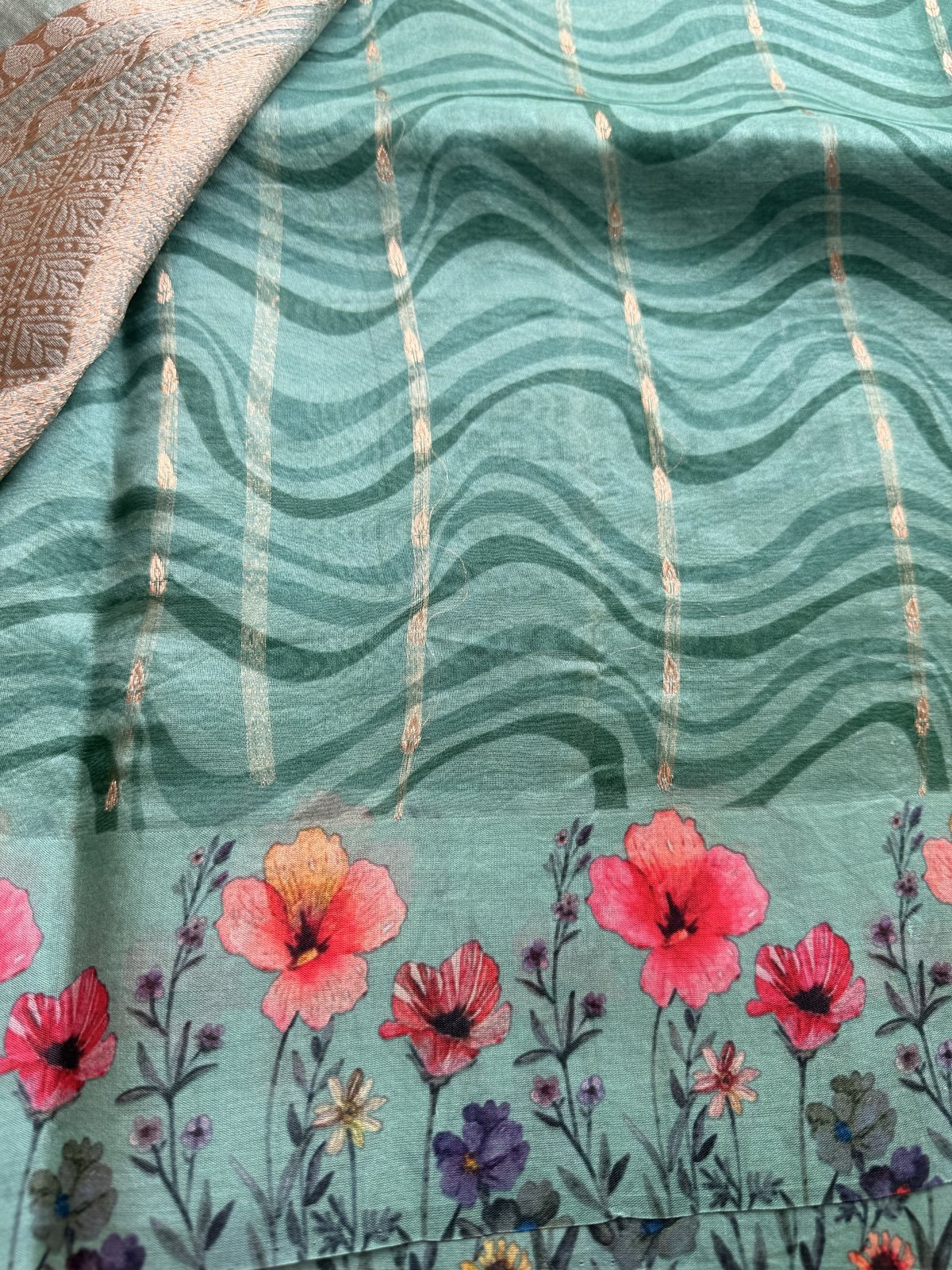 Green Kora Organza Silk Saree with Big Buttas, Striped Zari Weaving and Digital Satin Borders – view 3