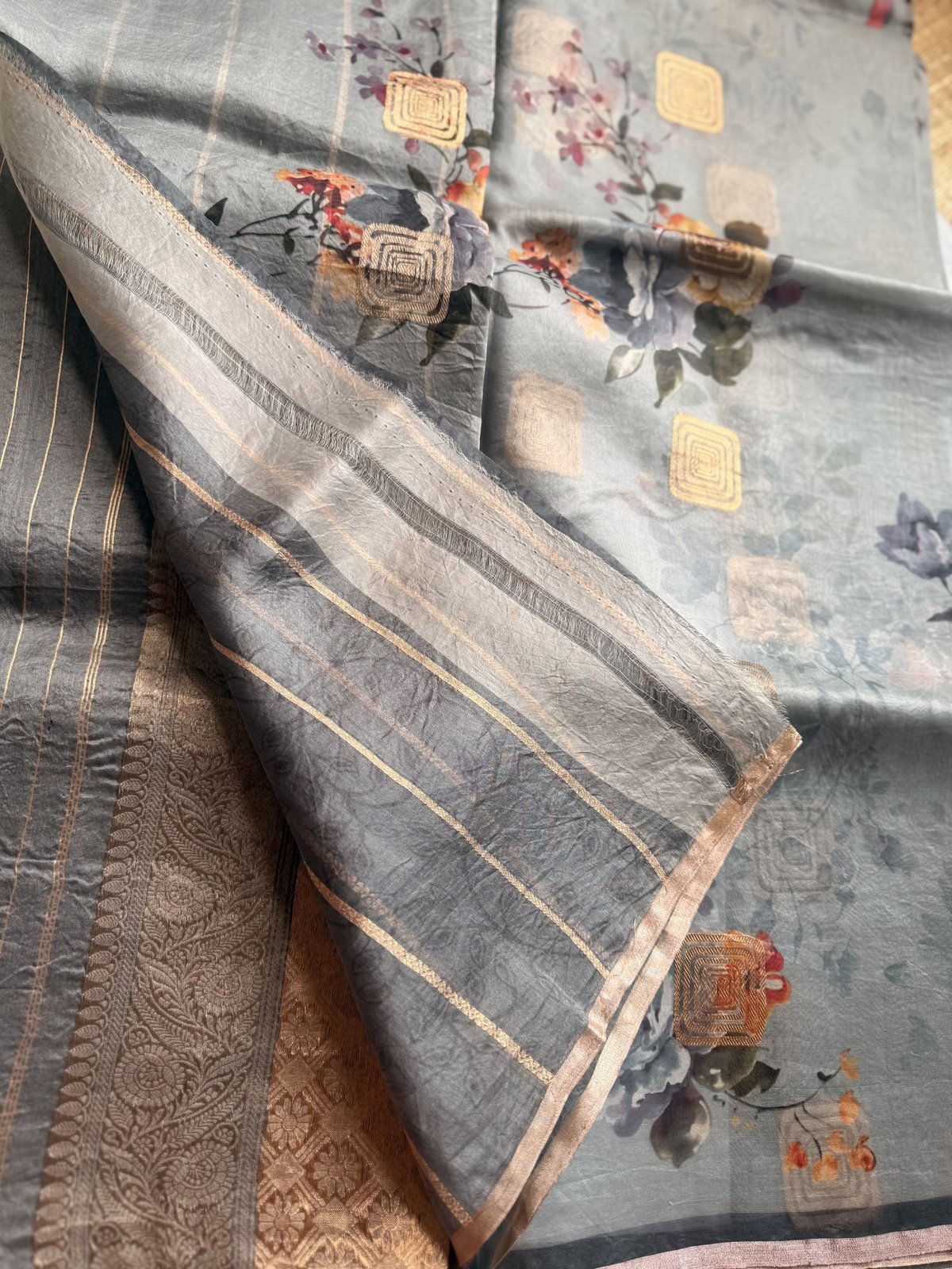 Grey Kora Organza Silk Saree with Digital Prints and Square Gold Zari Weaving – view 4