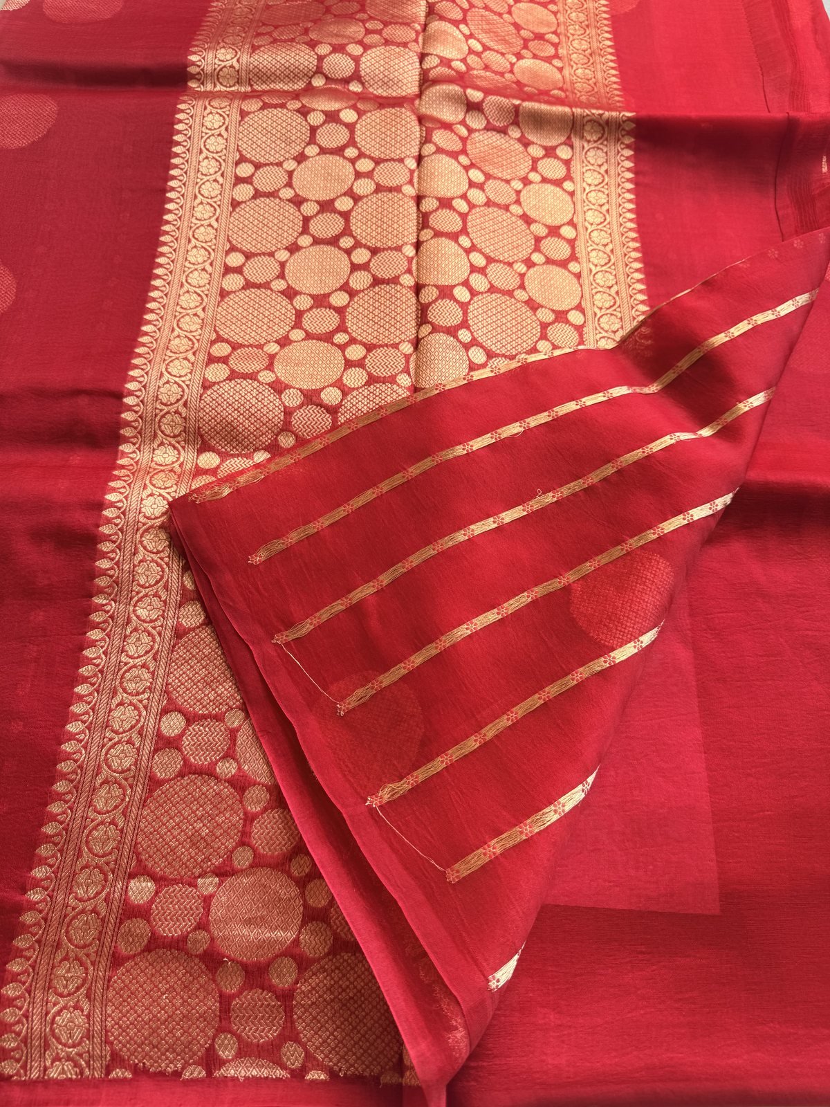 Red Kora Organza Saree with Gold Weaving Buttas – view 4