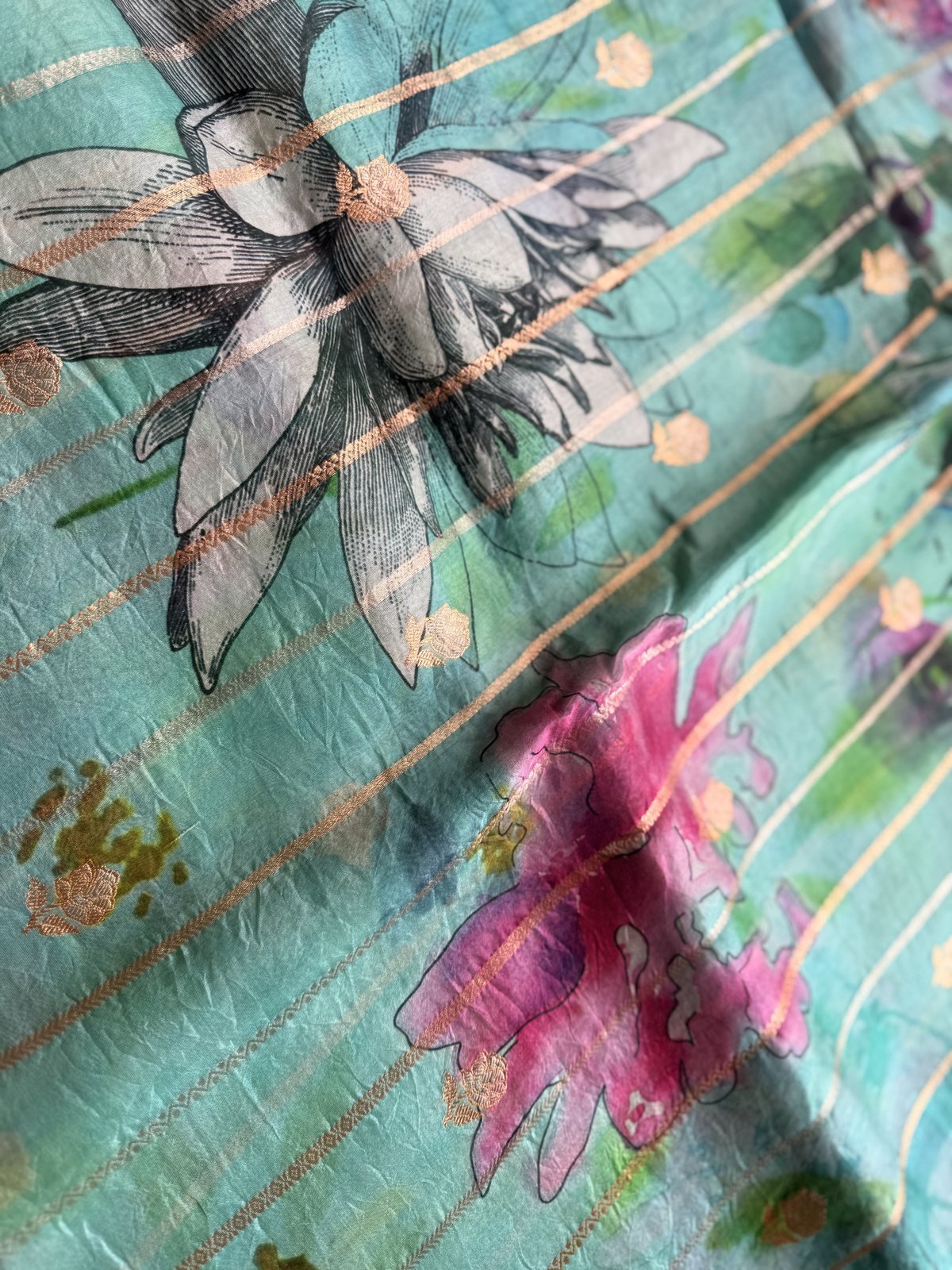 Sea Blue and Green Digital Printed Kora Silk Saree with Full Weaving – view 5